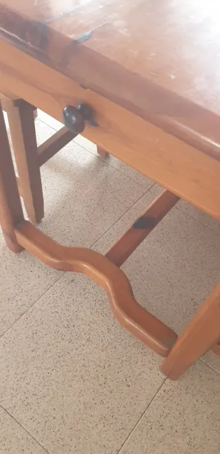 Mueble comedor madera y cristal y mesa y sillas