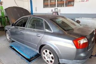 Despiece Audi A4 Berlina 2004 1.9 TDI