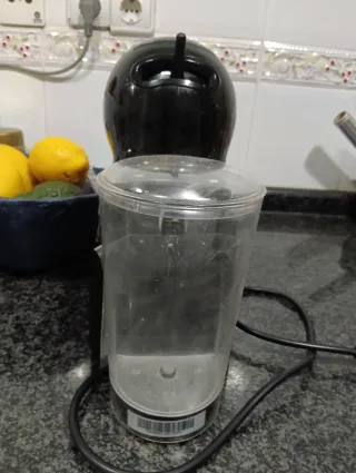 Cafetera Dolce Gusto Krups Negra