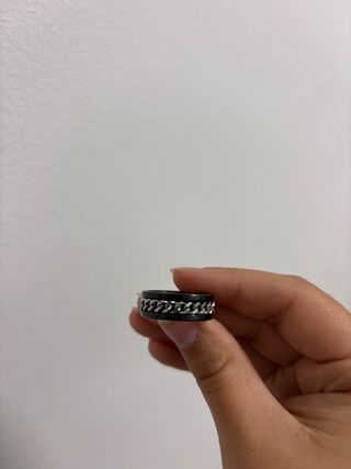Anillo giratorio cadena plata y negro