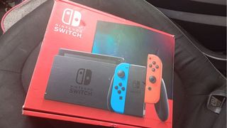 Nintendo Switch Azul y Rojo
