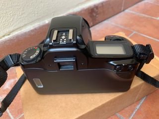 Canon EOS 1000F Reflex Analogica professionale