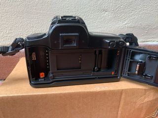 Canon EOS 1000F Reflex Analogica professionale