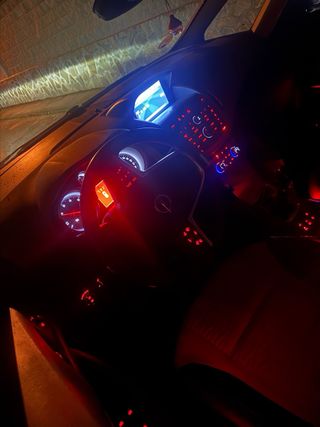 Opel Zafira Tourer 2013