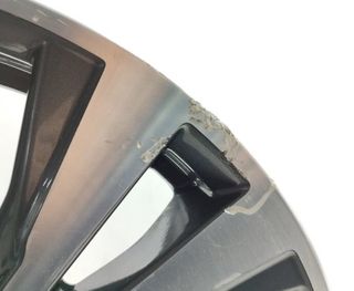 2374083 d0300hv03a llanta nissan qashqai 1.2 dig-t