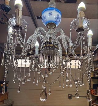 Lámpara de araña antigua de cristal  6 brazos