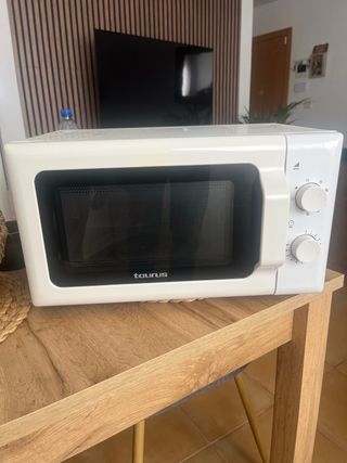 Microondas Taurus Blanco