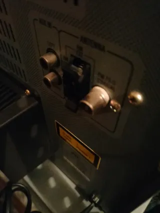 Radio Philips Antigua Marrón