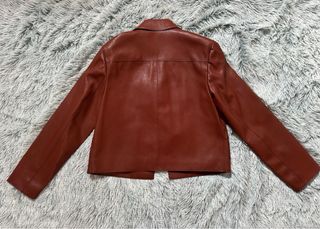 Cazadora efecto piel Mango Talla XS