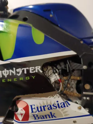 Maqueta Yamaha Valentino Rossi 46