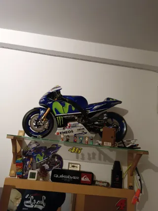 Maqueta Yamaha Valentino Rossi 46