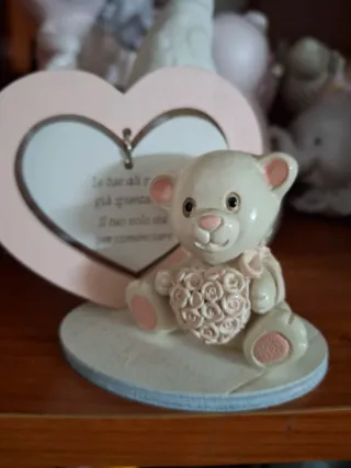 Orsetto in ceramica con cuori