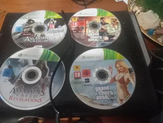 Xbox 360 con 4 juegos y mando negociable