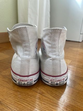 Converse Chuck Taylor caña alta blancas unisex