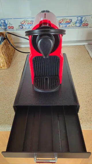 Cafetera Nespresso Krups Roja