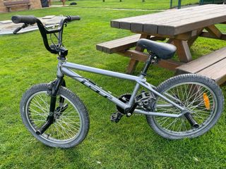 Bicicleta BMX GT