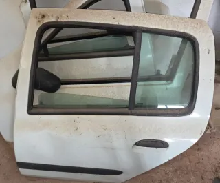 Puerta Trasera Clio 1999 Blanca