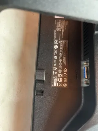 Lote 7 Monitores Dell 17 con soporte