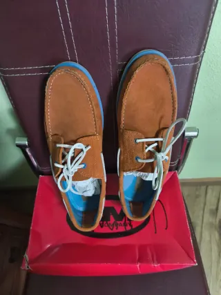 Mocasines de piel naranja