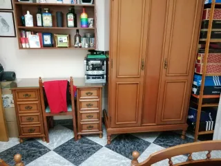 Dormitorio completo madera buen estado