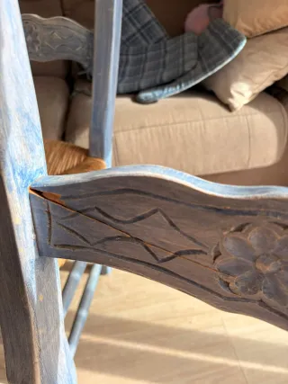 Sillas de enea de madera