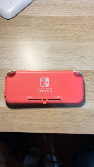 Solo Canarias - Nintendo Switch Lite Coral + Accessori