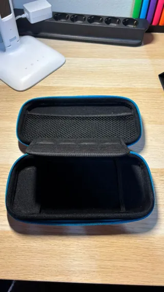 Solo Canarias - Nintendo Switch Lite Coral + Accessori