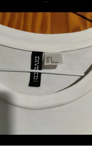 Vestiti Pull&Bear e Divided 2x 7€