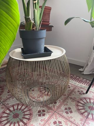 Mesa auxiliar redonda metal dorado