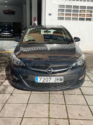 Opel Astra 2015