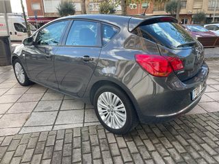 Opel Astra 2015