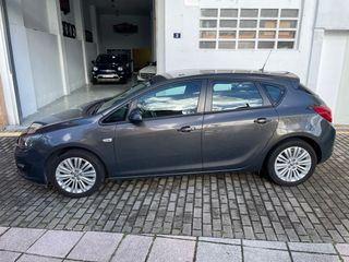 Opel Astra 2015