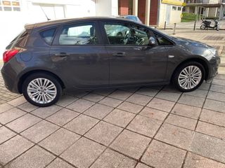 Opel Astra 2015