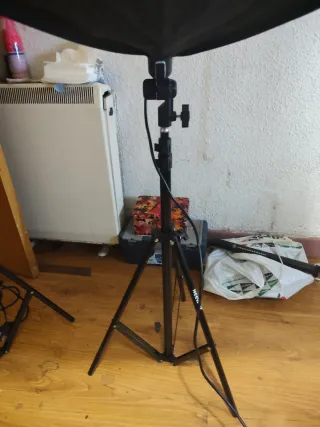 Soporte foco cámara y softbox