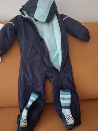 Mono de nieve azul y turquesa 116cm y calcetin