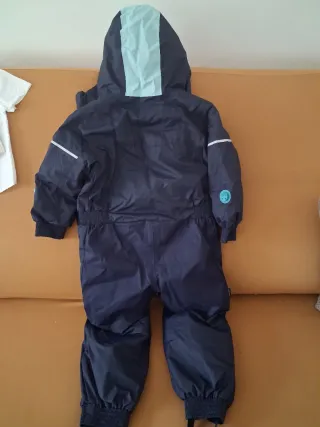 Mono de nieve azul y turquesa 116cm y calcetin