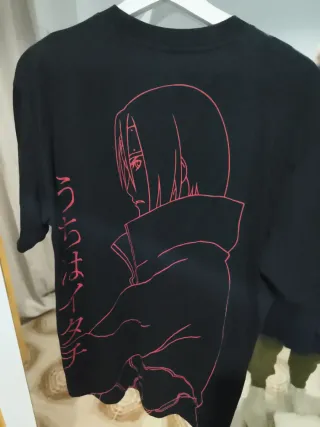 Camiseta Negra Anime Estampado