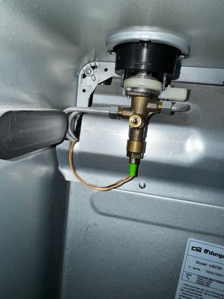 Estufa Gas Llama Azul Negra