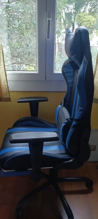 Silla Gamer Azul y Negra
