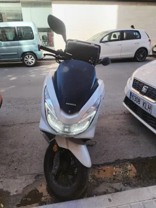 Honda PCX 125cc 2017 Scooter Maxi