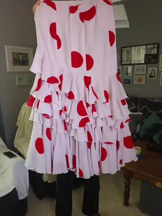 Traje de flamenca rojo y blanco