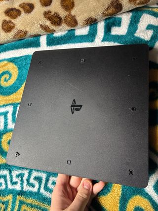 Consola PS4 Slim Negra