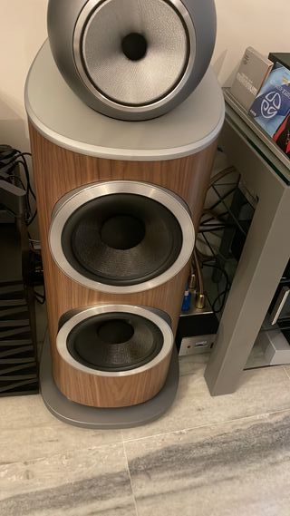 Bowers & Wilkins 801 D4 Altavoces