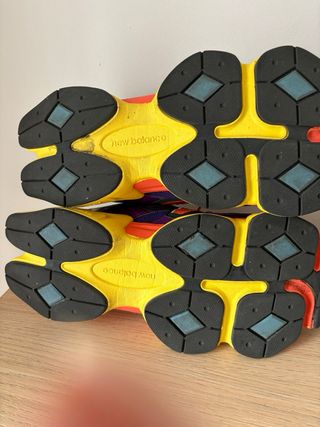 Zapatillas New Balance 9060 Talla 44