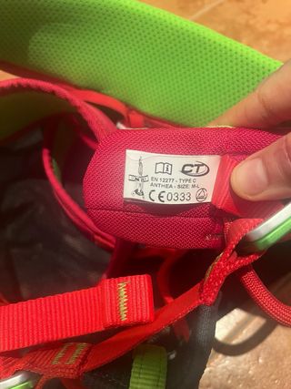 Arnés escalada, marca Anthea, talla M-L