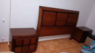 Muebles de cuarto de madera con espejo