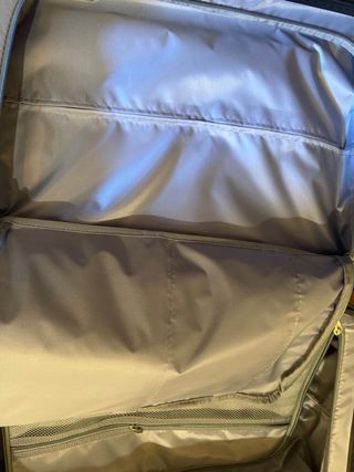 Maleta de viaje negra