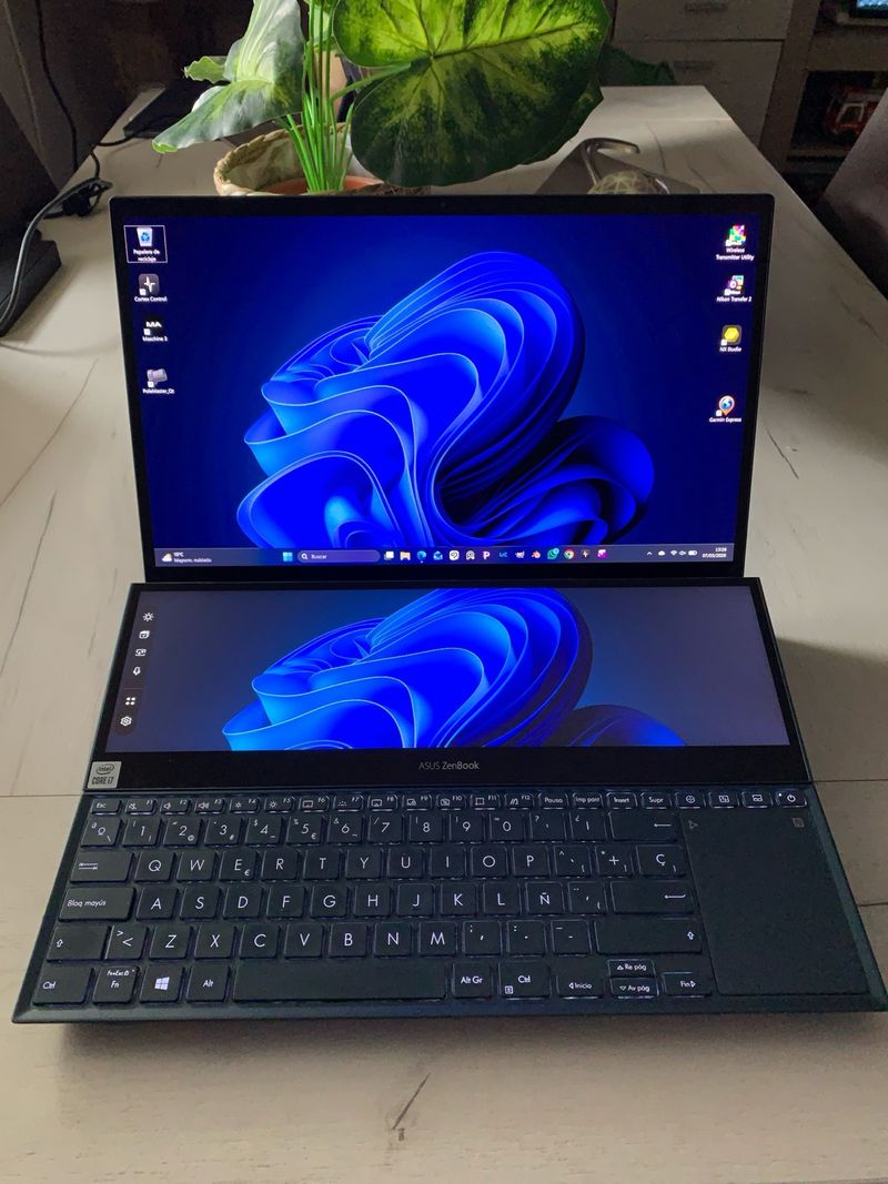 Asus Zenbook Pro Duo RTX 3070