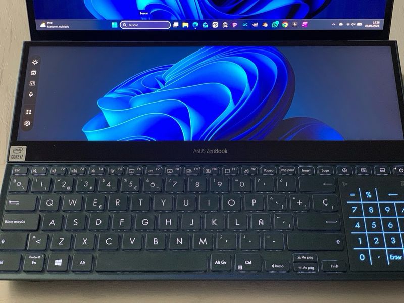 Asus Zenbook Pro Duo RTX 3070 afbeelding 4