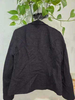 Lote 2 chaquetas Zara y Eme